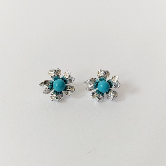 Silver Toned Flower with Turquoise Center Clip On Earrings‎ Sarah Coventry - Picture 4 of 4
